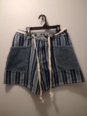 &Merci Shorts